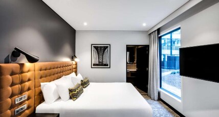 Vibe Hotel North Sydney Room Type - Deluxe Room King
