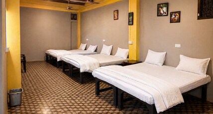 Hotel Rudra I Near Dashashwamedh Ghat Room Type - Deluxe AC Luxury Family Bedroom