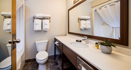 Best Western Plus Moncton Room Type - Suite-1 King Bed, Non-Smoking, 2 Rooms, Work Area, Microwave And Mini-Refrigerator, Full Breakfast Best Western Plus Moncton Room Type - Suite-1 King Bed, Non-Smoking, 2 Rooms, Work Area, Microwave And Mini-Refrigerator, Full Breakfast