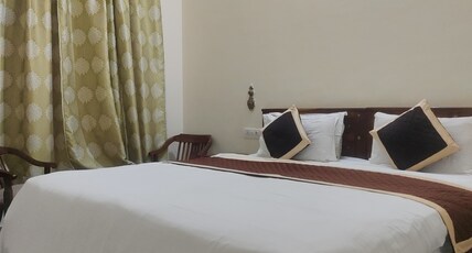Dev Palace Paying Guest House Room Type - Standard Room