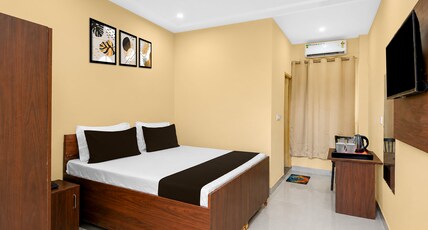 Townhouse Defence Colony Noida Room Type - Classic