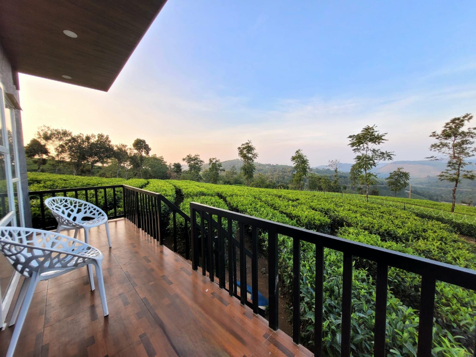 Cloud Canopy Vagamon-Tea Garden Pool Resort in Vagamon - Tap to explore photos