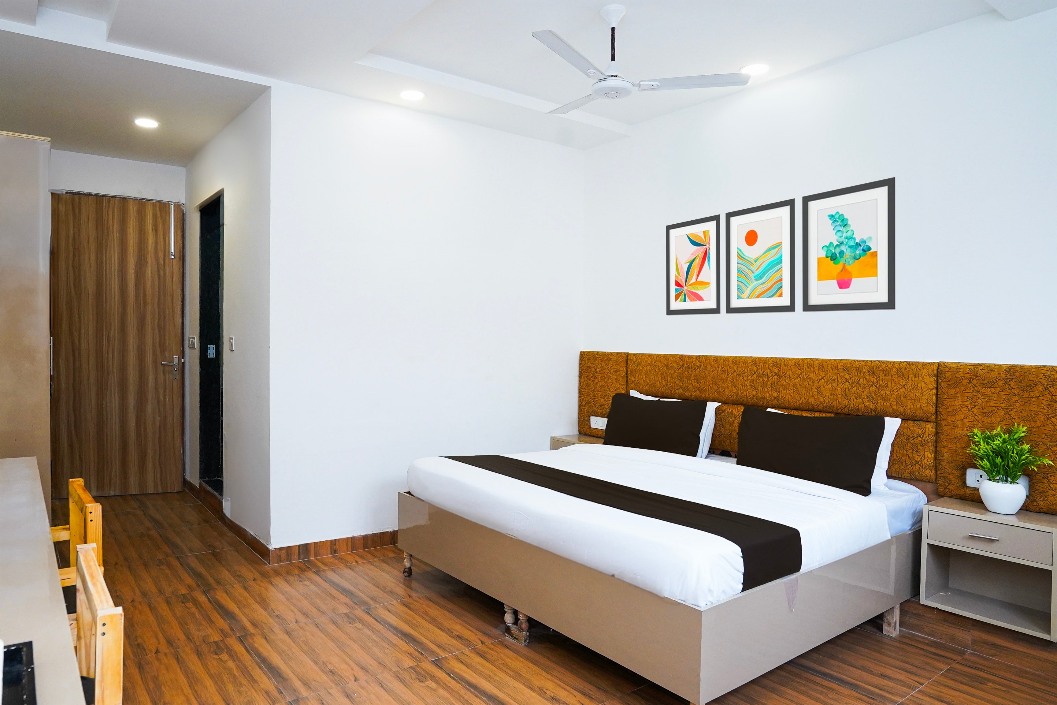 Hotel O Noida Sky Suites Sector 44 Near botanical metro - Tap to explore photos