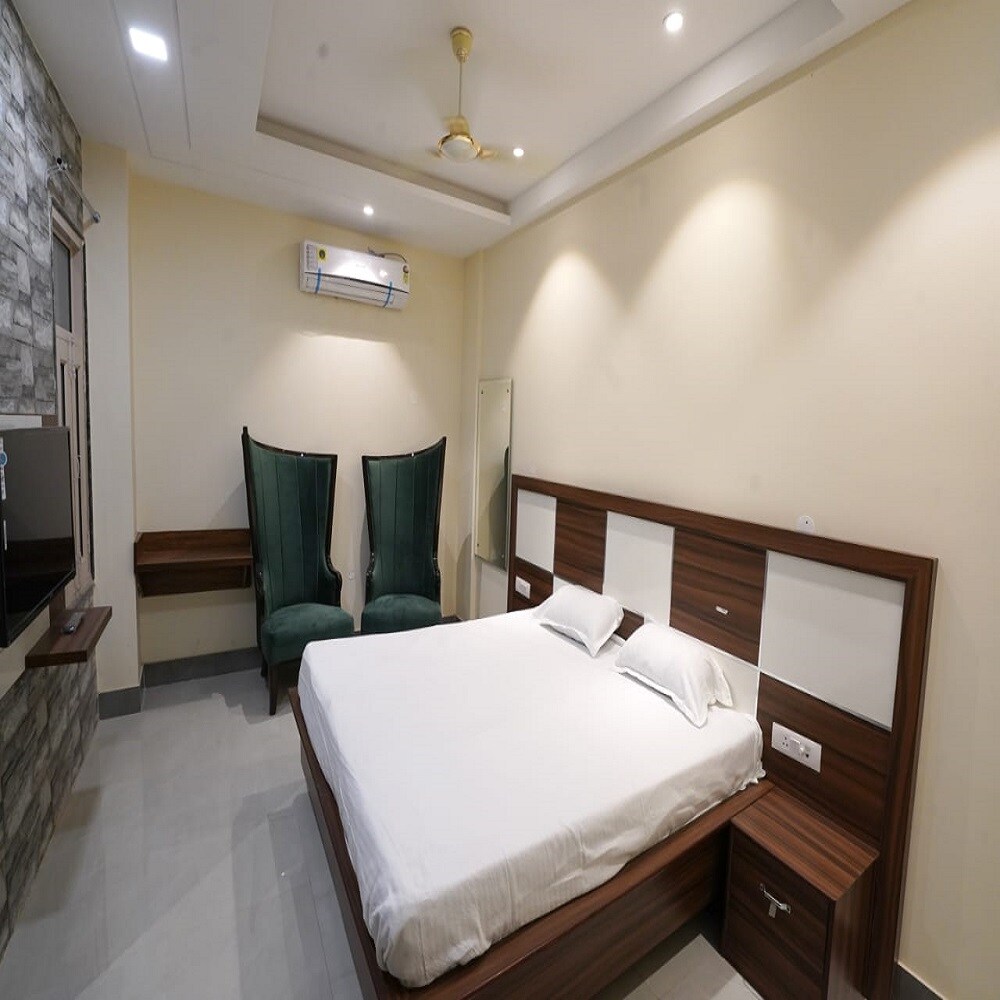 Rajshree Residency - Tap to explore photos