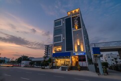FabHotel VKs - Nr. UMCC Shahpur, Jeedimetla