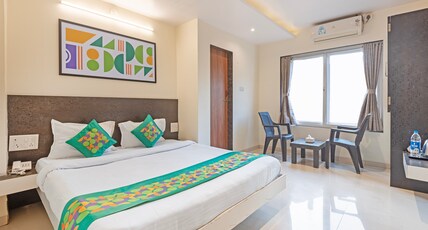 Treebo Kuber Palace with Swimming Pool Room Type - Standard Room