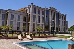 Devaansh Palace And Resort