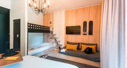 ibis Styles Carcassonne La Cit Room Type - Standard Room with 1 double bed, 2 bunk beds and 1 single bed