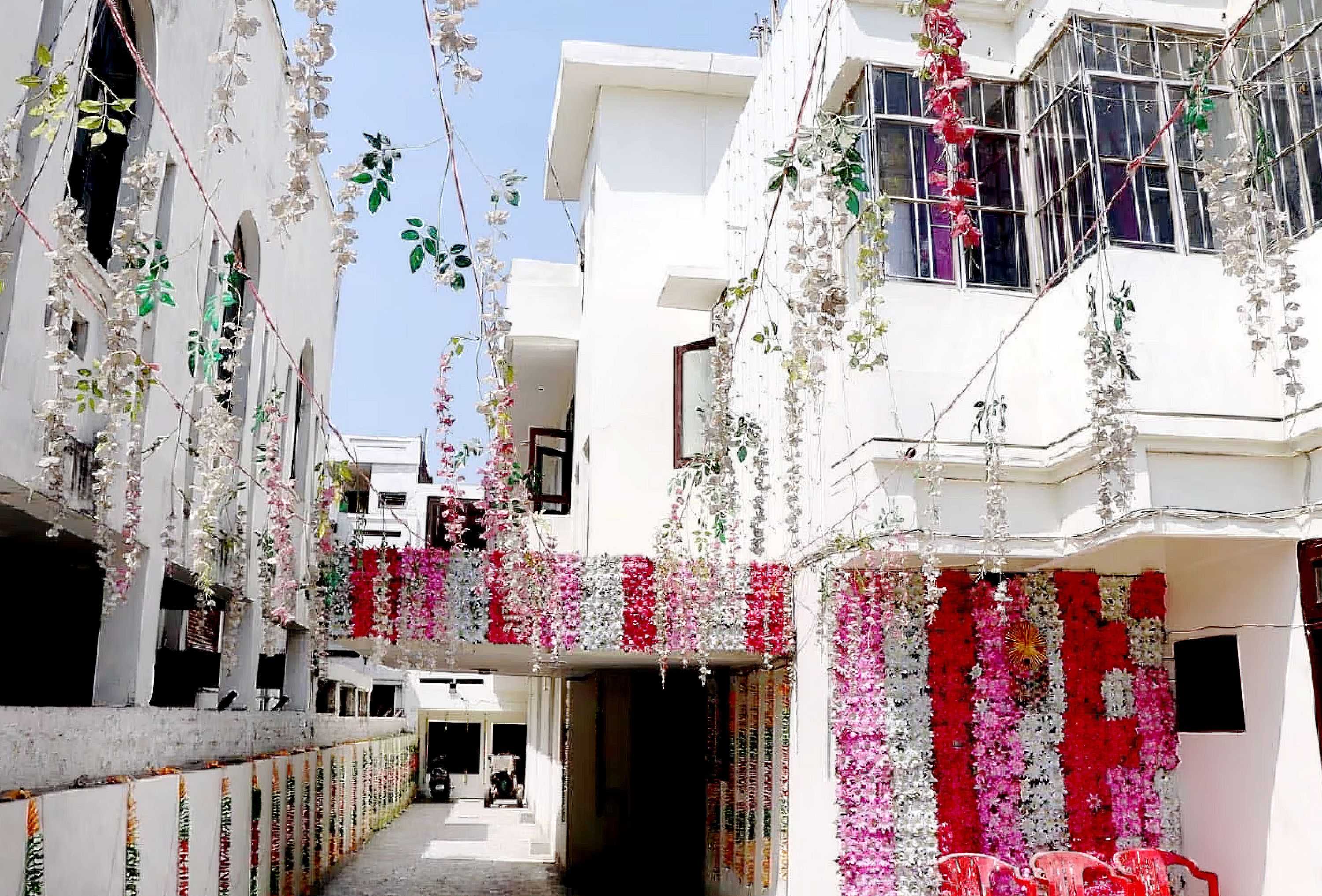 Hotel O Prayag Vimla Banquet Hall - Tap to explore photos