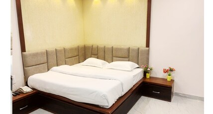 hotel jageshwari inn Room Type - Deluxe AC Room