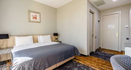 Brosse Garden Room Type - Standard Triple Room