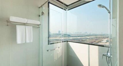 Best Western Chatuchak Room Type - 1 King Bed, Non-Smoking, Junior Suite, City View, Safe Deposit Box