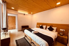 Address of Hotel Charan Paduka