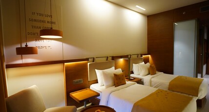 The Centrum Room Type - Deluxe Room