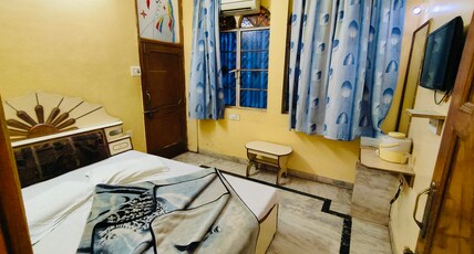 Shree Jee Darshan Hotel Room Type - Ac Room