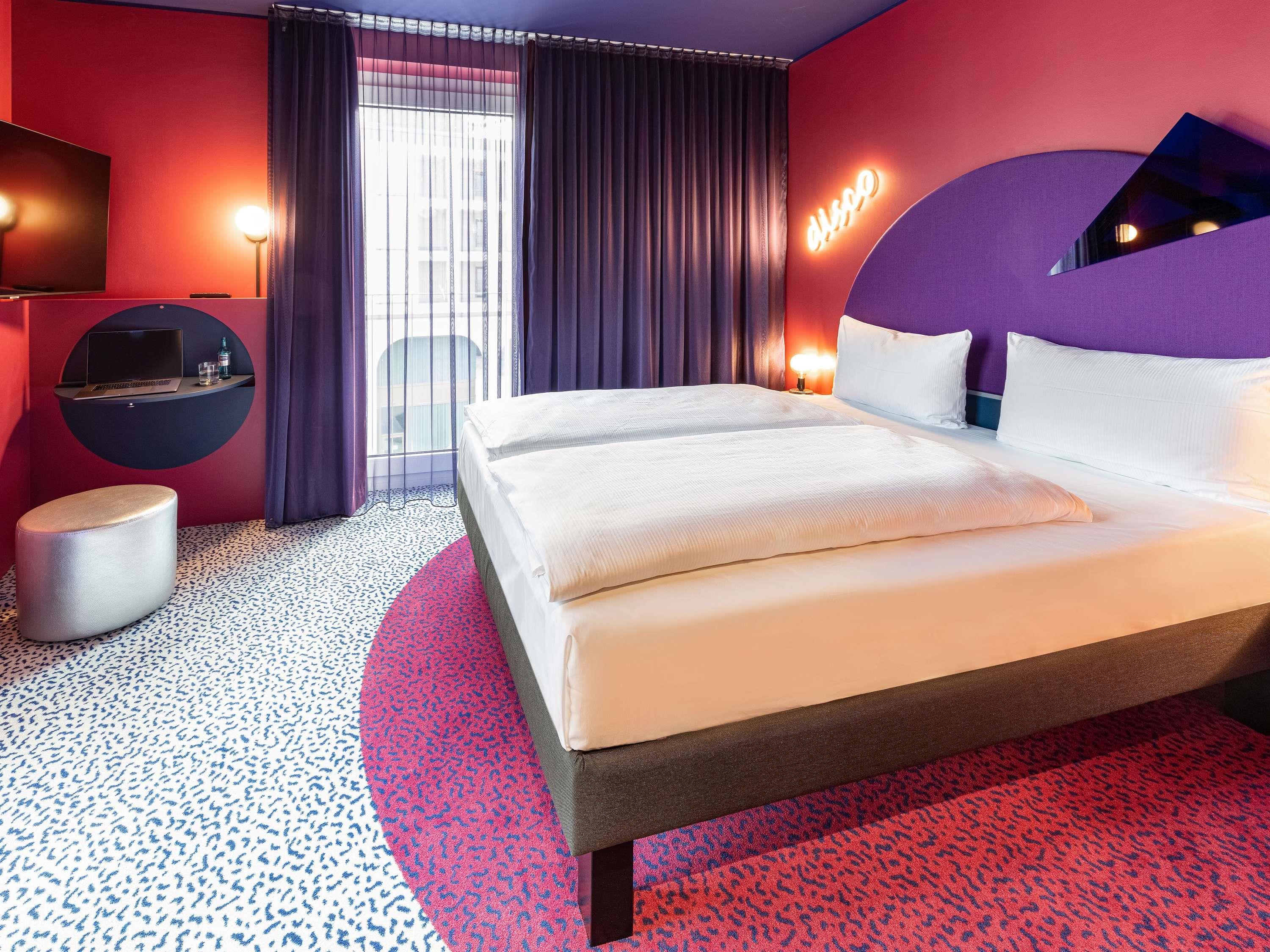 Ibis Styles Muenchen Perlach - Tap to explore photos