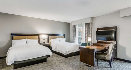 Hampton Inn & Suites Mobile- Downtown Historic District Room Type - 2 QNS STUDIO BALC NONSMOK