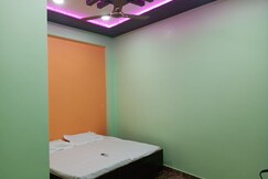 vande bharat paying guest house