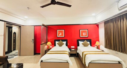 Lytton Hotel Room Type - Deluxe Double Room with Workdesk