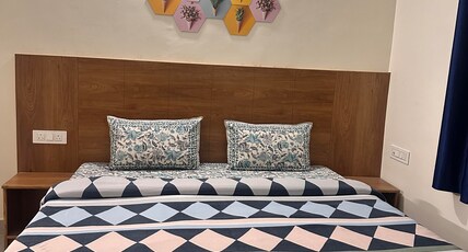 Getaway Stays-Mcleodganj-Dharamkot Room Type - Deluxe Studio with Private Kitchen
