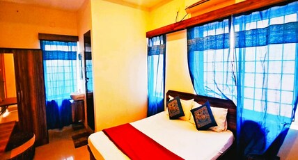 Gopi Residency Room Type - Deluxe Double Room AC