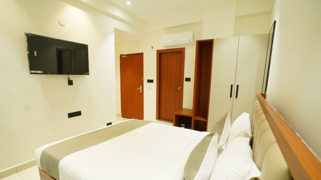 Leonar Hotels - Tap to explore photos