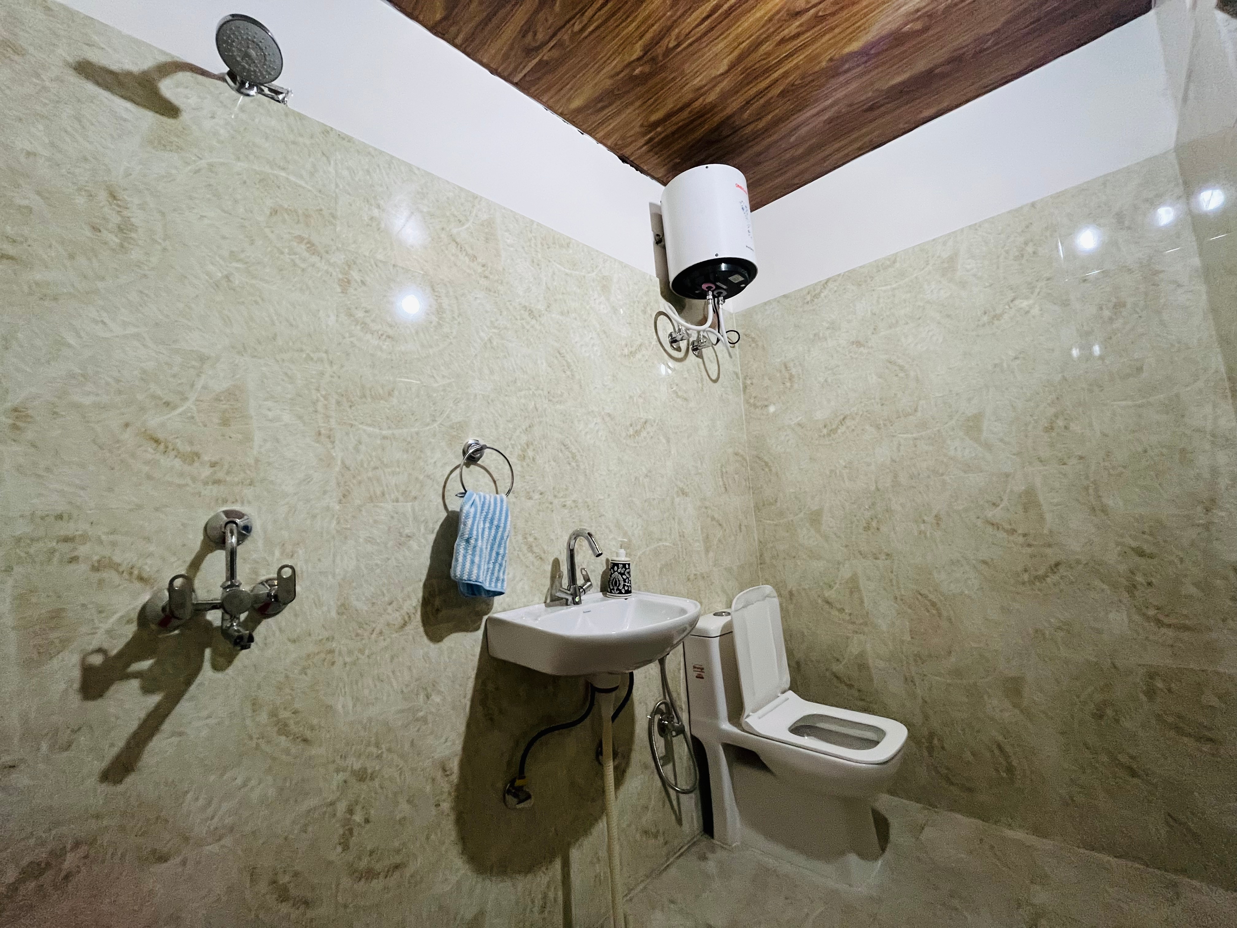 Valleyview Vacation Home - Tap to explore photos