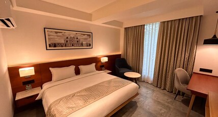 Best Western Maharani Bagh Room Type - Deluxe Room King Bed Non Smoking