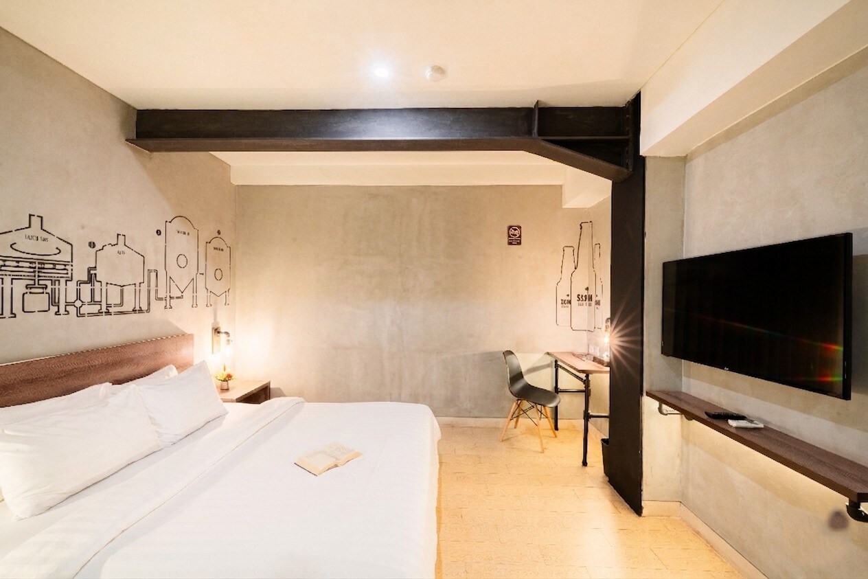 Stark Boutique Hotel and Spa - Tap to explore photos