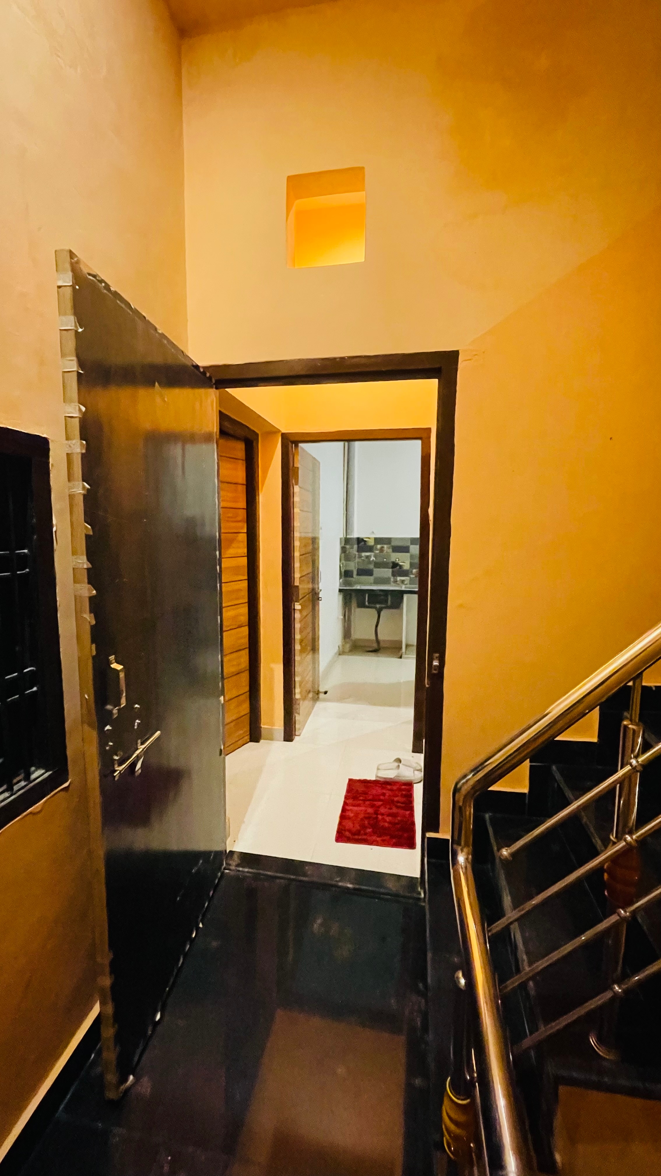 Kiarsh Residency Homestay - Tap to explore photos