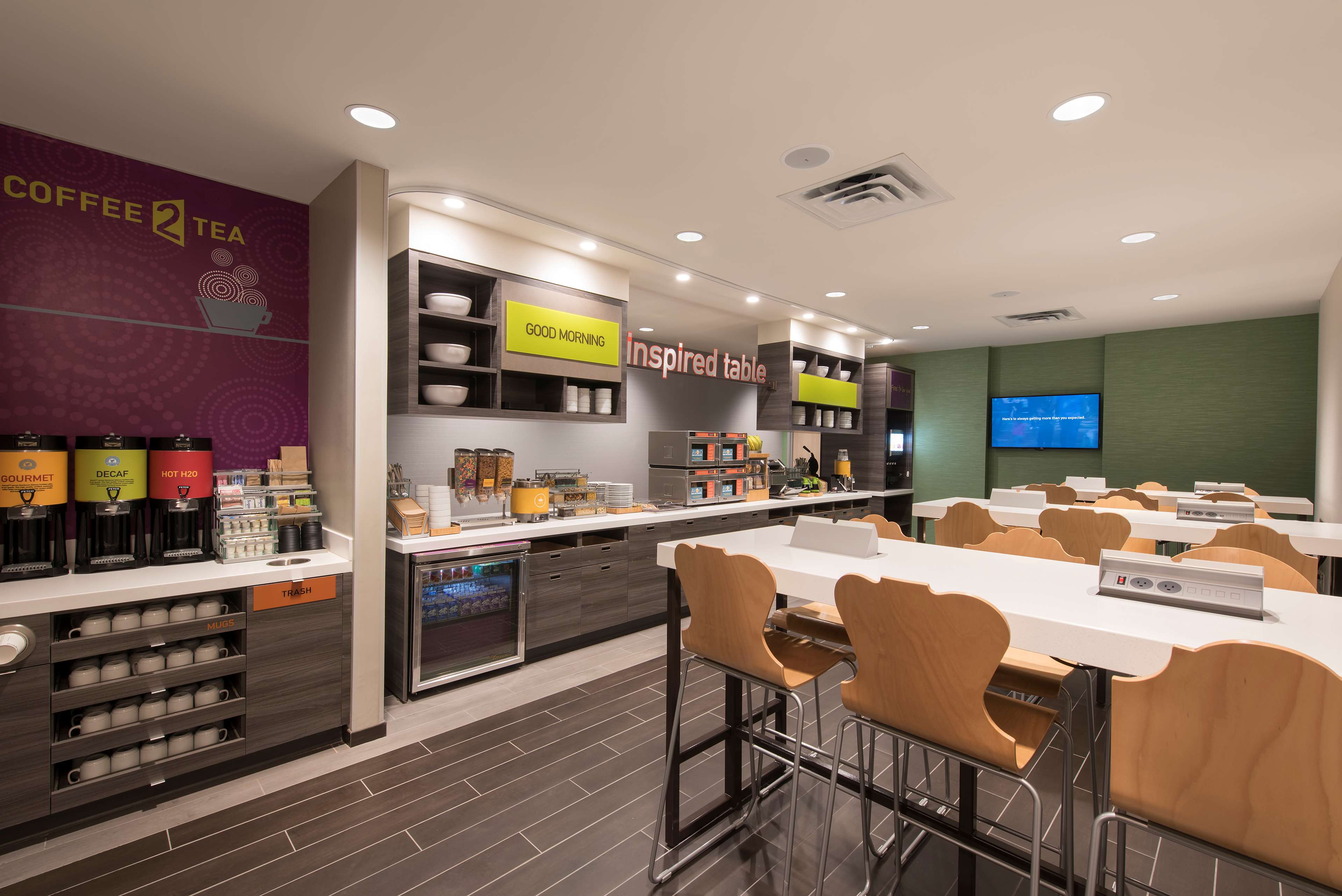 Home2 Suites by Hilton Indianapolis Downtown - Tap to explore photos