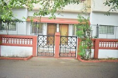 Serviced Apartment with Modern Amenities