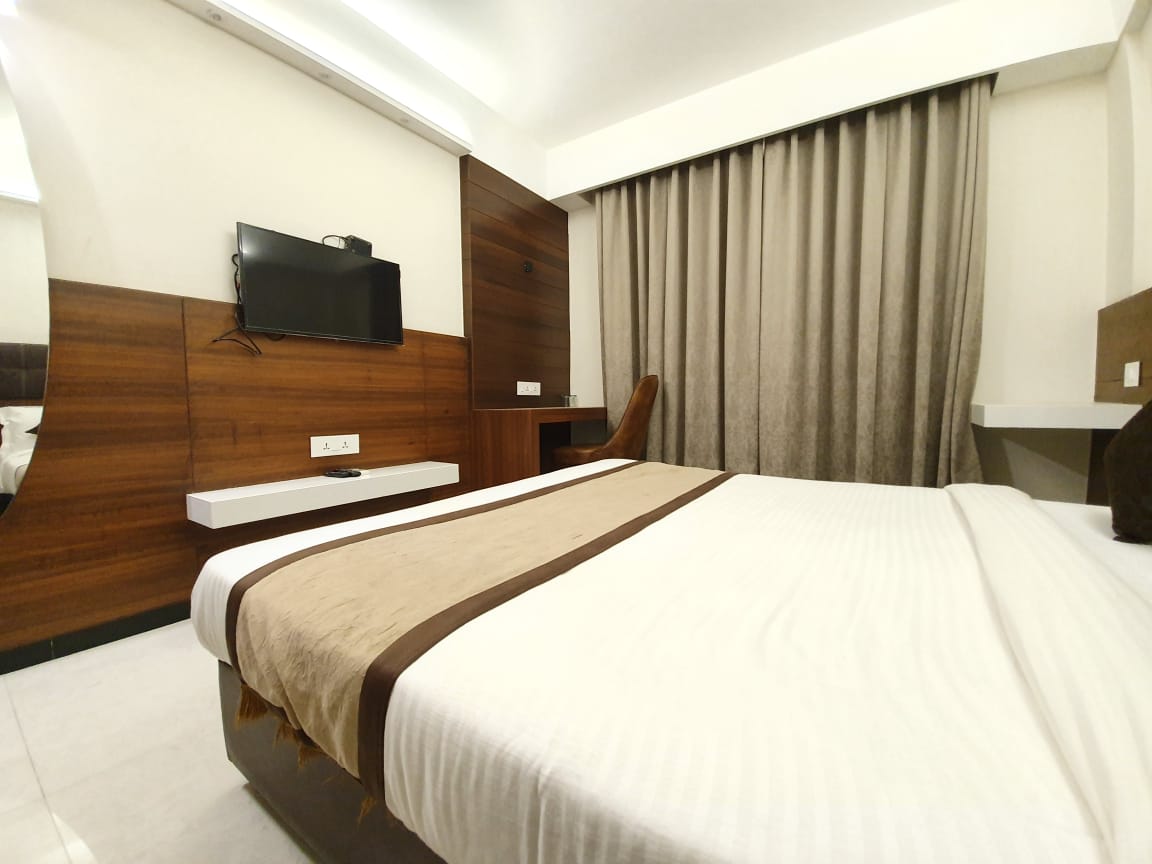 Hotel Shiv Sagar NX - Tap to explore photos