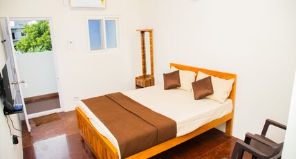 Orange Residency Room Type - Deluxe Room