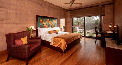 The LaLit Mangar Room Type - Garden view suite