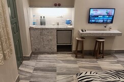 Modern Boutique Room