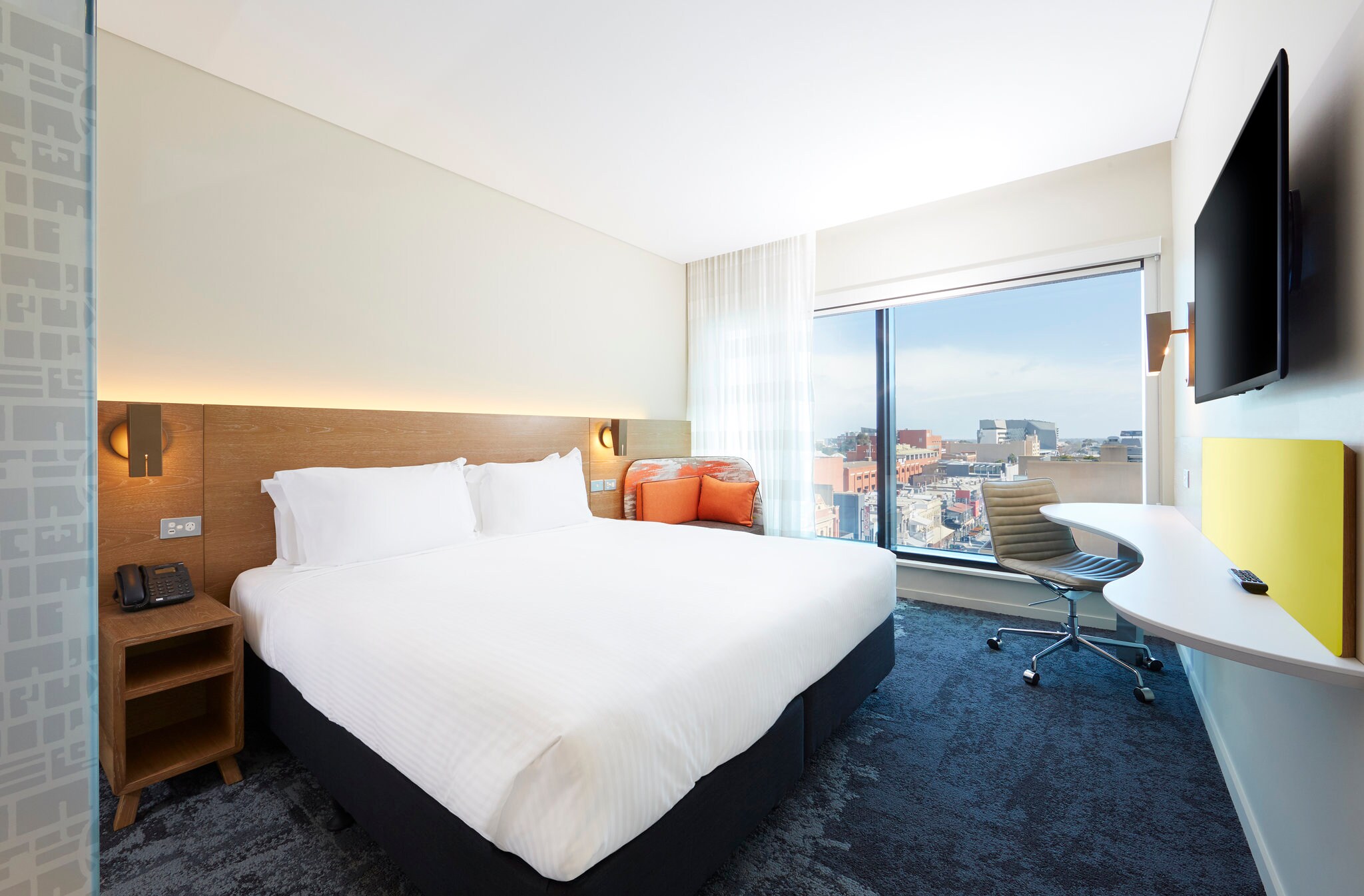 Holiday Inn Express Adelaide City Centre - Tap to explore photos