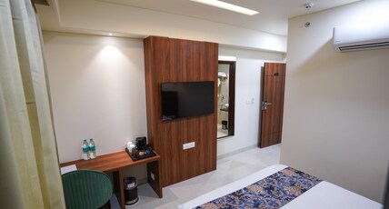 Hotel Trezino Jaipur Room Type - Deluxe Room