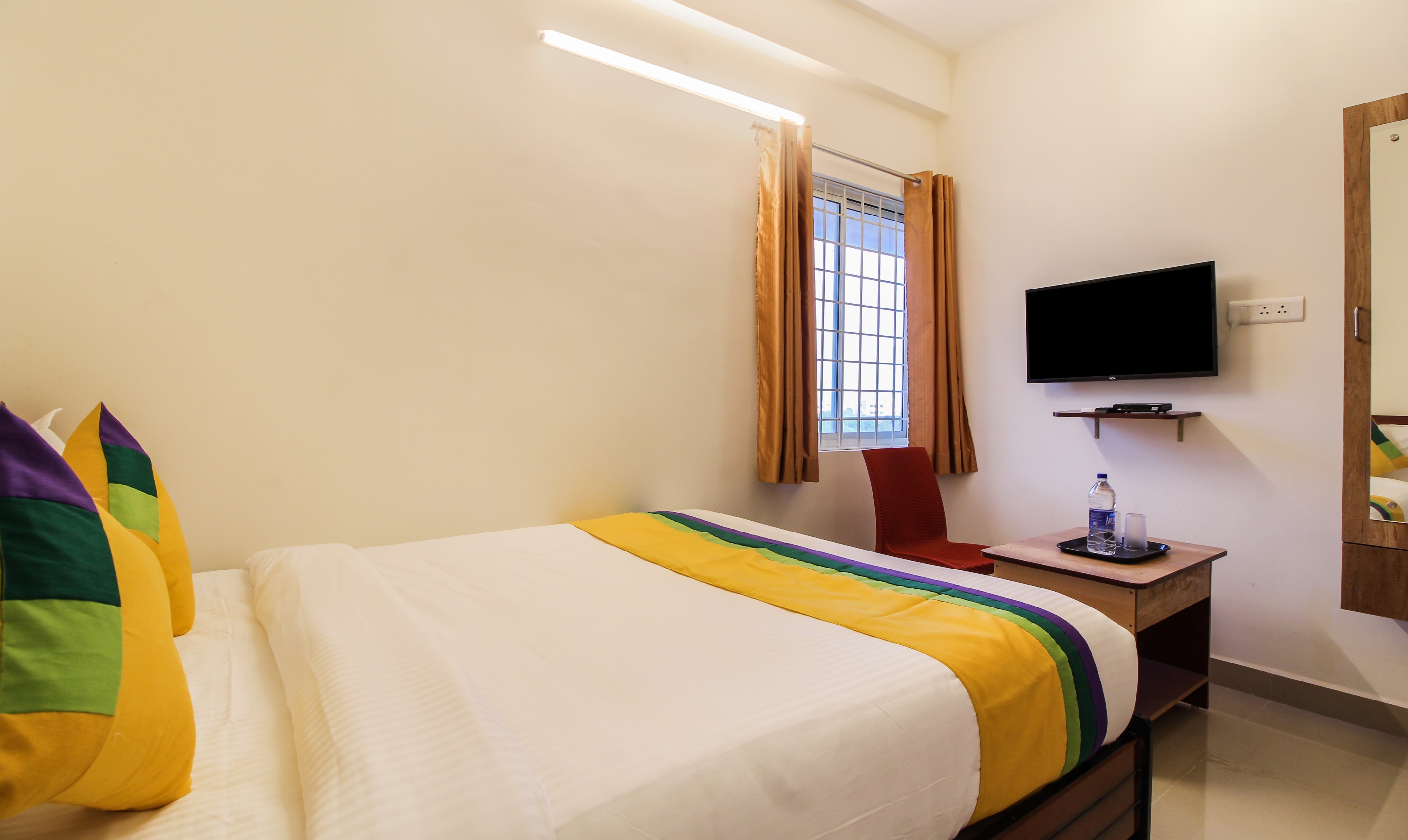 Itsy Hotels Riyas Grand - Tap to explore photos