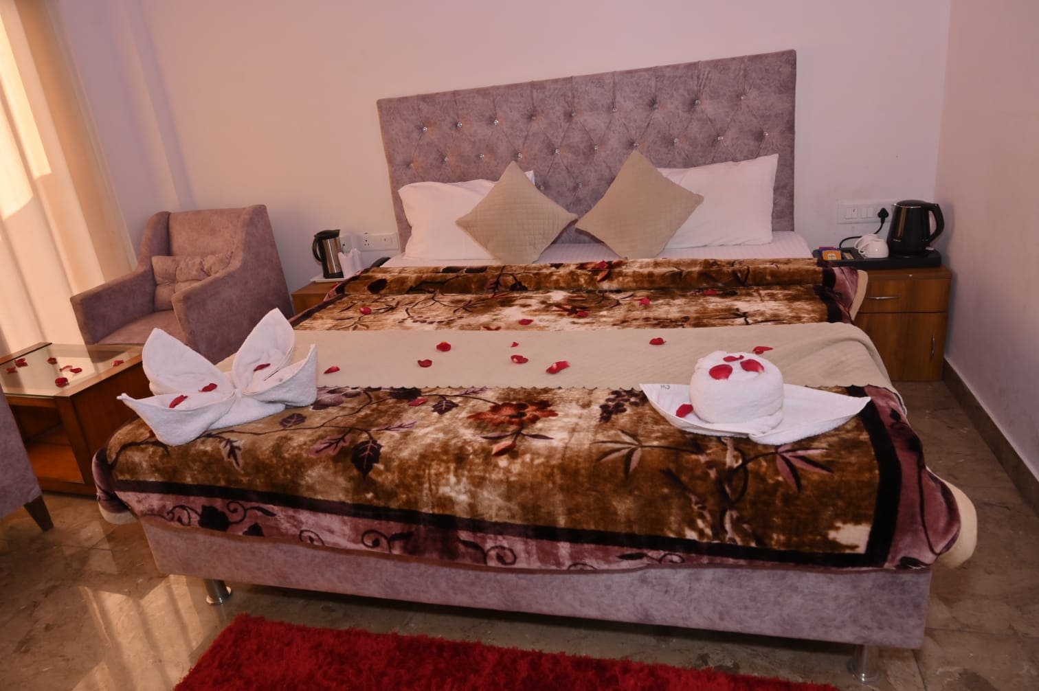 Candlewood - Tap to explore photos