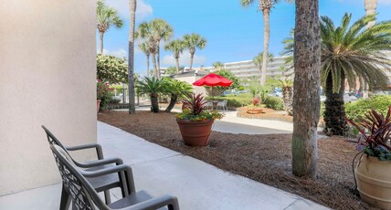 Hampton Inn Ft Walton Beach Room Type - 2 QUEEN POOLVIEW