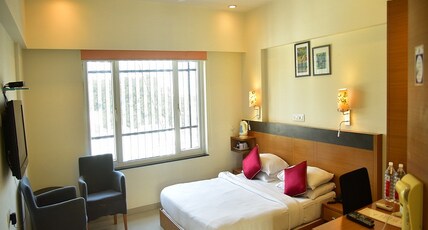 Hi 5 Hotel & Experience Room Type - Executive Room