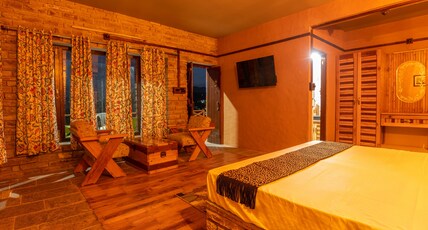 BluSalzz Homes - The Himalayan  Bungalow, Almora - Uttarakhand Room Type - Sanskriti Room