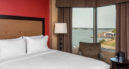 Holiday Inn SYDNEY - WATERFRONT Room Type - 1 Queen Bed Standard