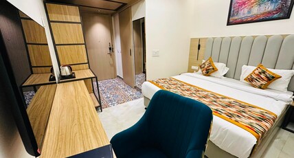 EVARA EXOTICA Room Type - Deluxe Room with Balcony