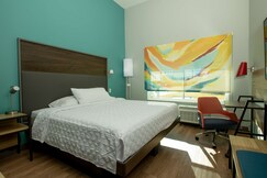 Tru by Hilton the Colony