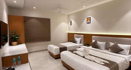 Vimalayatan Hotels and Marketing Room Type - Luxury Triple Room