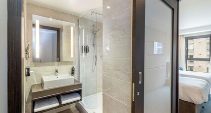 Mercure Edinburgh Haymarket Room Type - Privilege Rooms with sofa bed