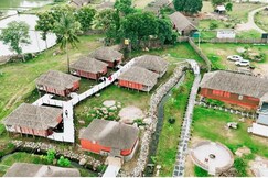 Golden Chariot Resort