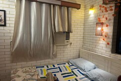 Room at the sea